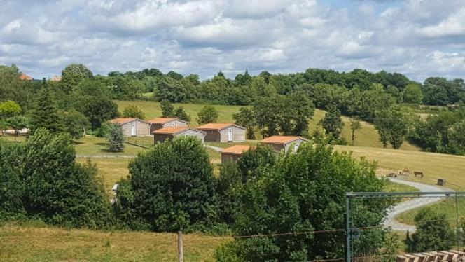 Les Chalets D Hermine Montredon-Labessonnié Exterior foto